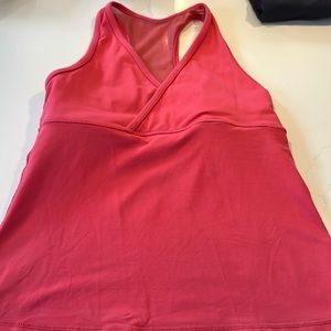 Lululemon tank